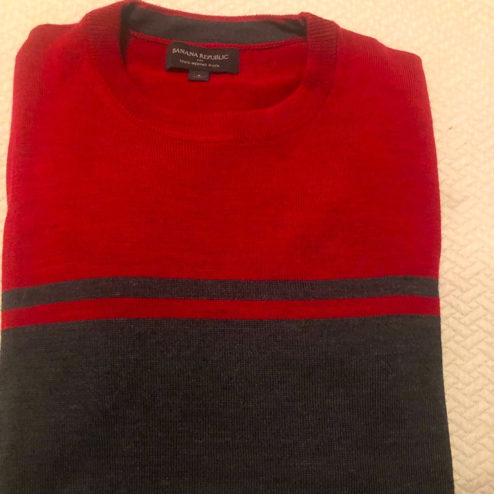 Merino wool sweater size Small